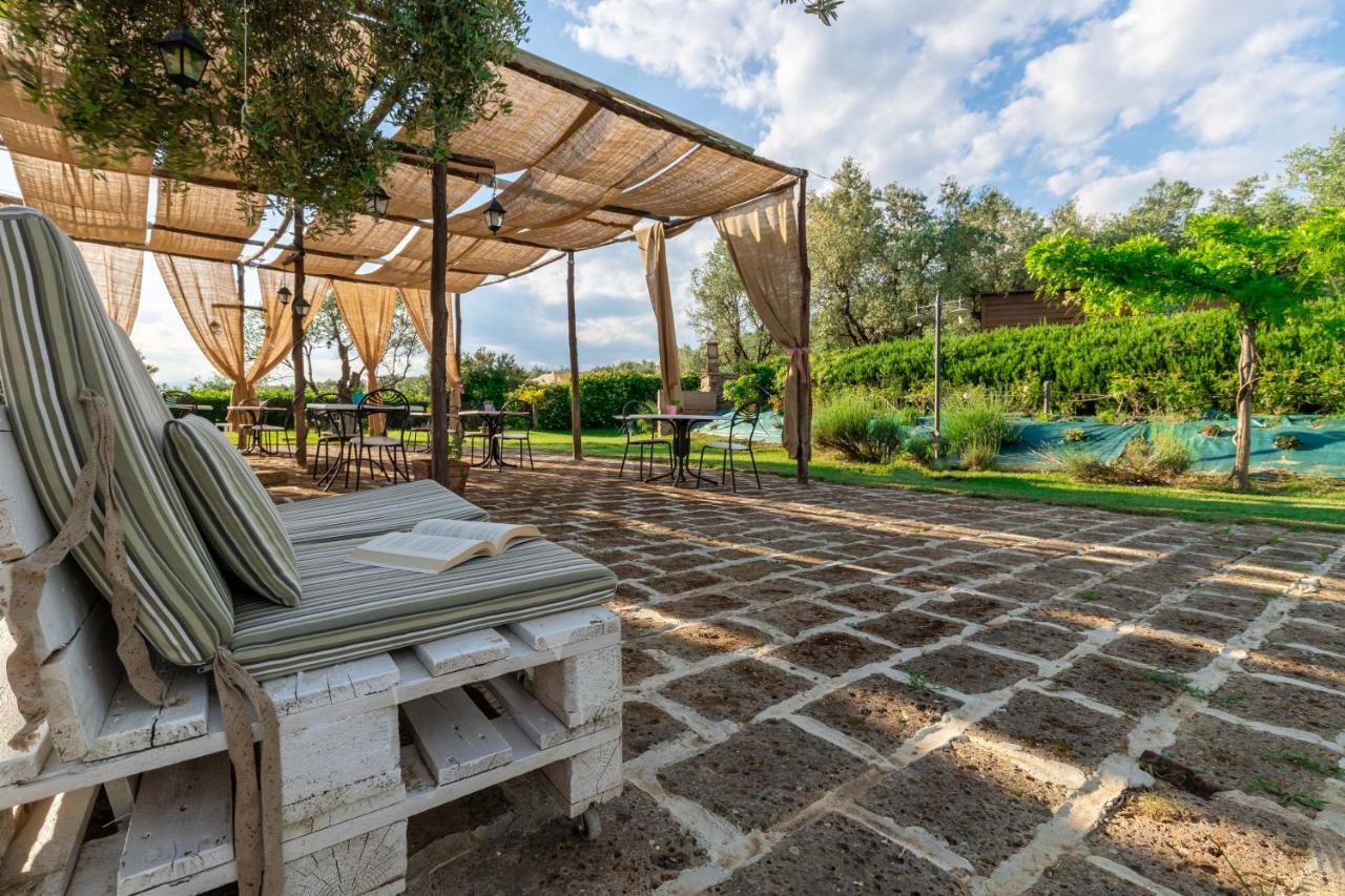 לינה וארוחת בוקר למפורקיו La Casa Medioevale מראה חיצוני תמונה
