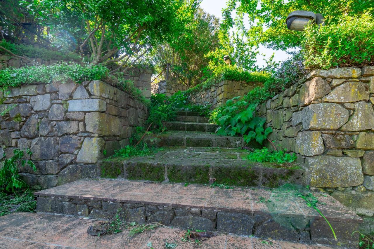 לינה וארוחת בוקר למפורקיו La Casa Medioevale מראה חיצוני תמונה